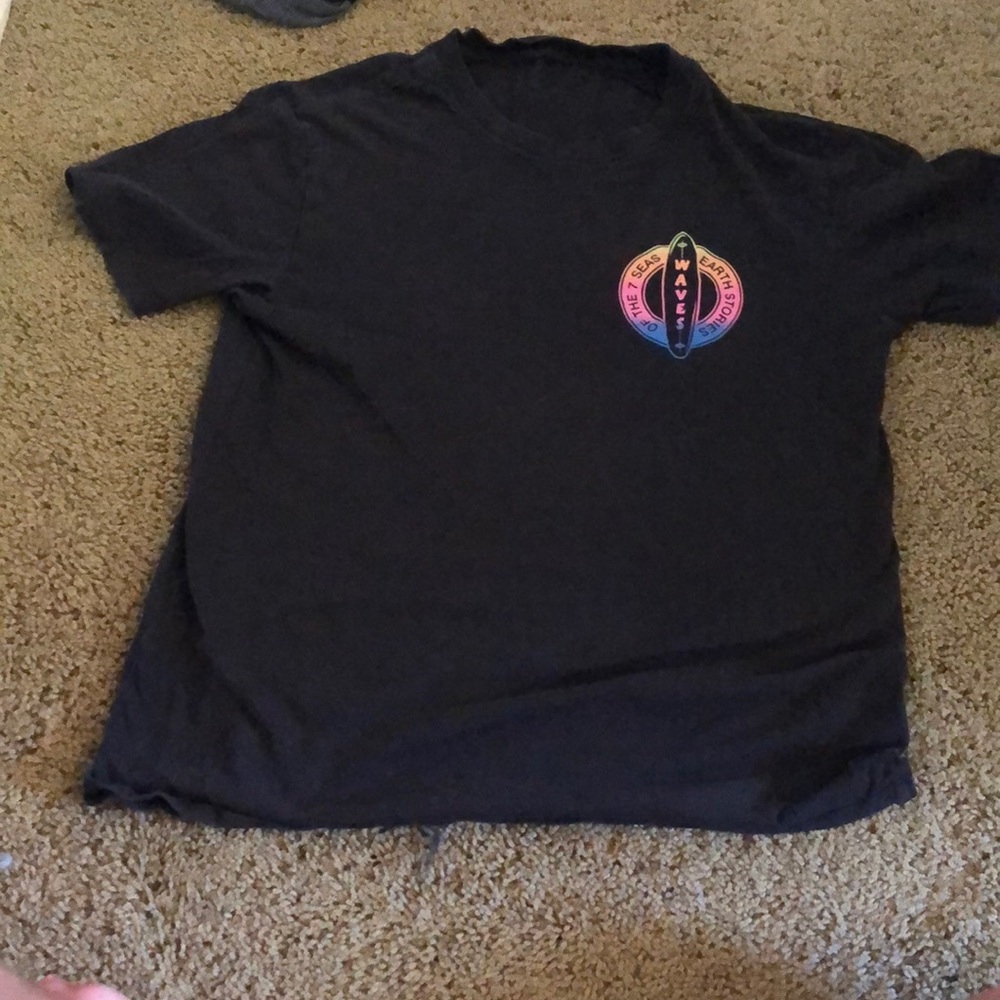 H&M waves shirt